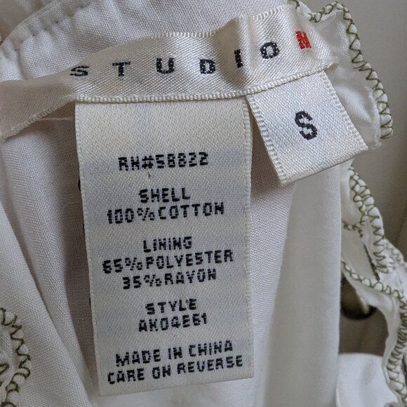 Bundle: 2 Studio M floral sundresses; Size S and Size M - Picture 10 of 11